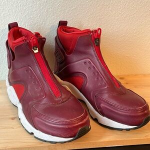 Nike Air Huarache Women's 8